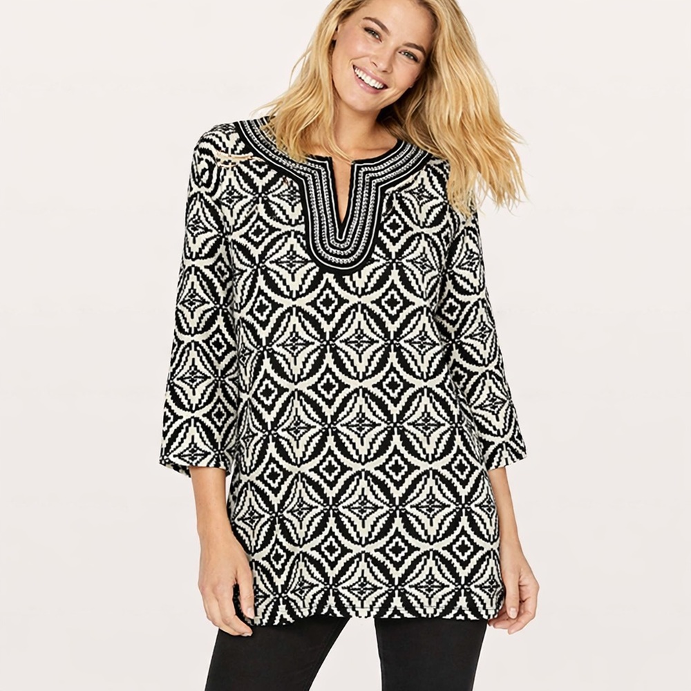 Marisa Christina Woman Tunic Top Size 1X Black White Linen Embroidered V-Neck